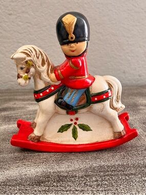 Vintage Enesco Christmas Toy Soldier On Rocking Horse Bank 1983 Taiwan